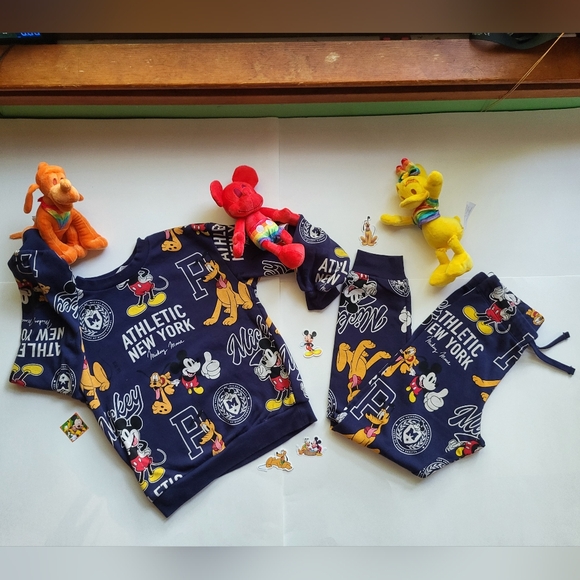 H&M Mickey Set 8-9 years - Picture 16 of 16